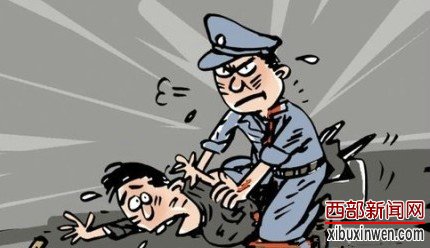小偷在天安门广场扒窃 连偷两人都是警察