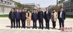 河南卢氏县领导走进西安幸福制药交流合作